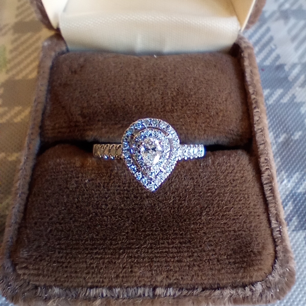Diamond ring